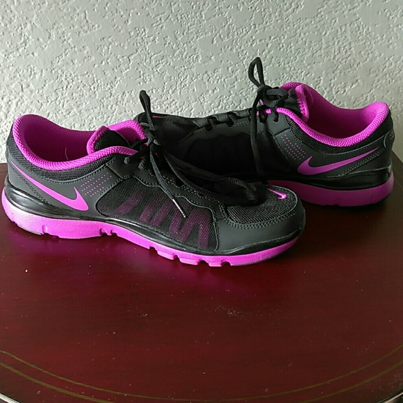 Shoes - Picture 1 of 2